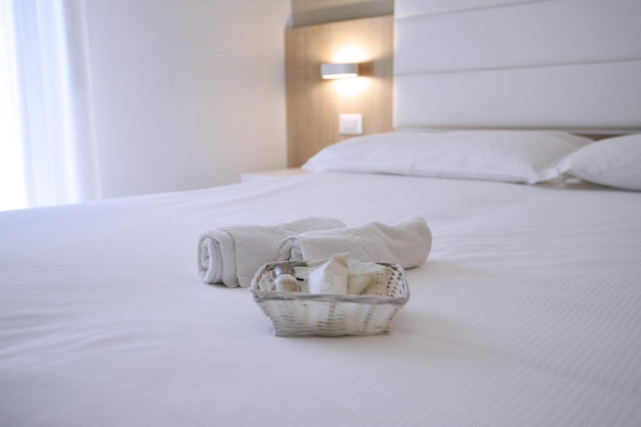 Hotel Etna Caorle Ngoại thất bức ảnh