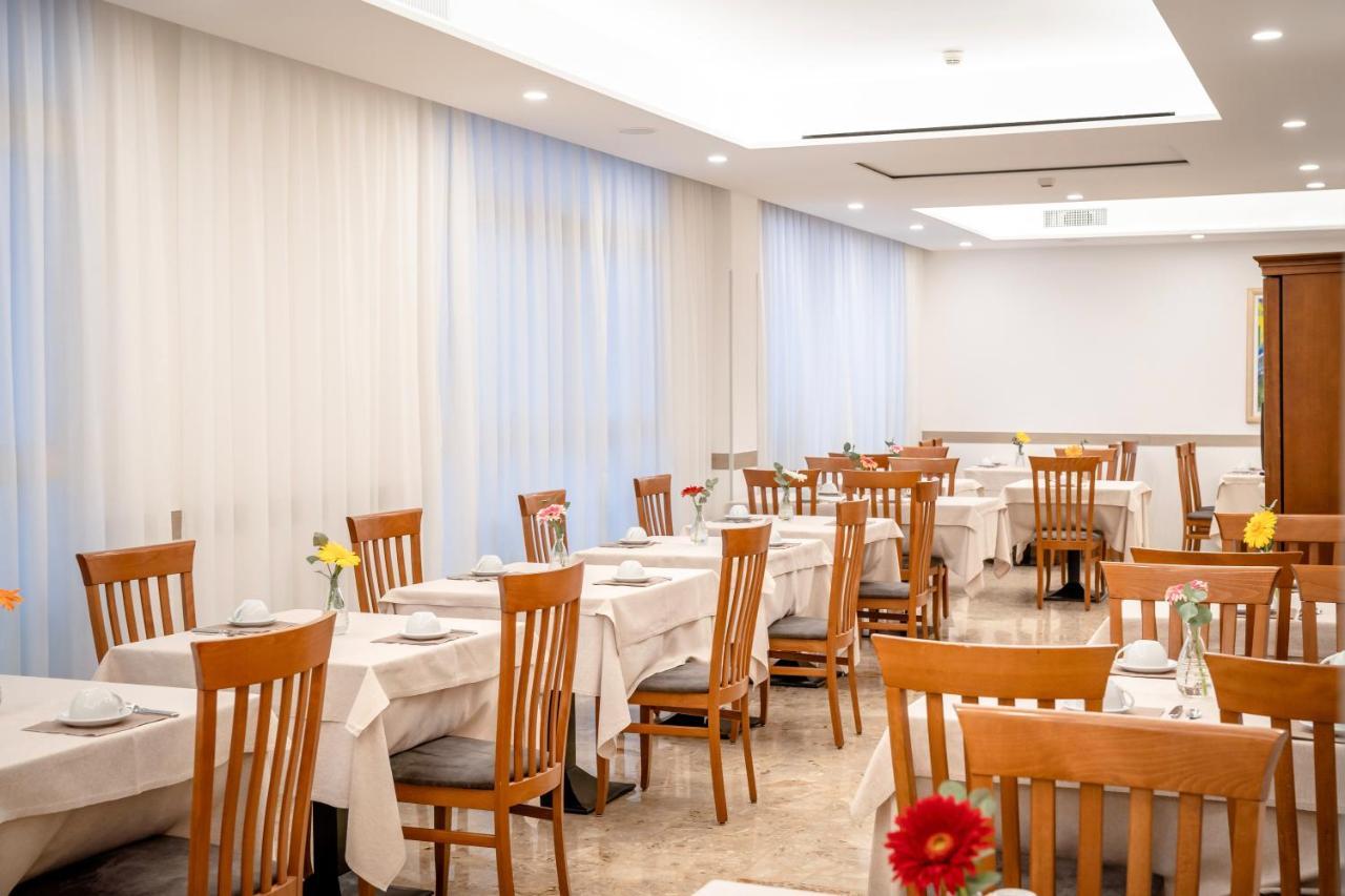 Hotel Etna Caorle Ngoại thất bức ảnh