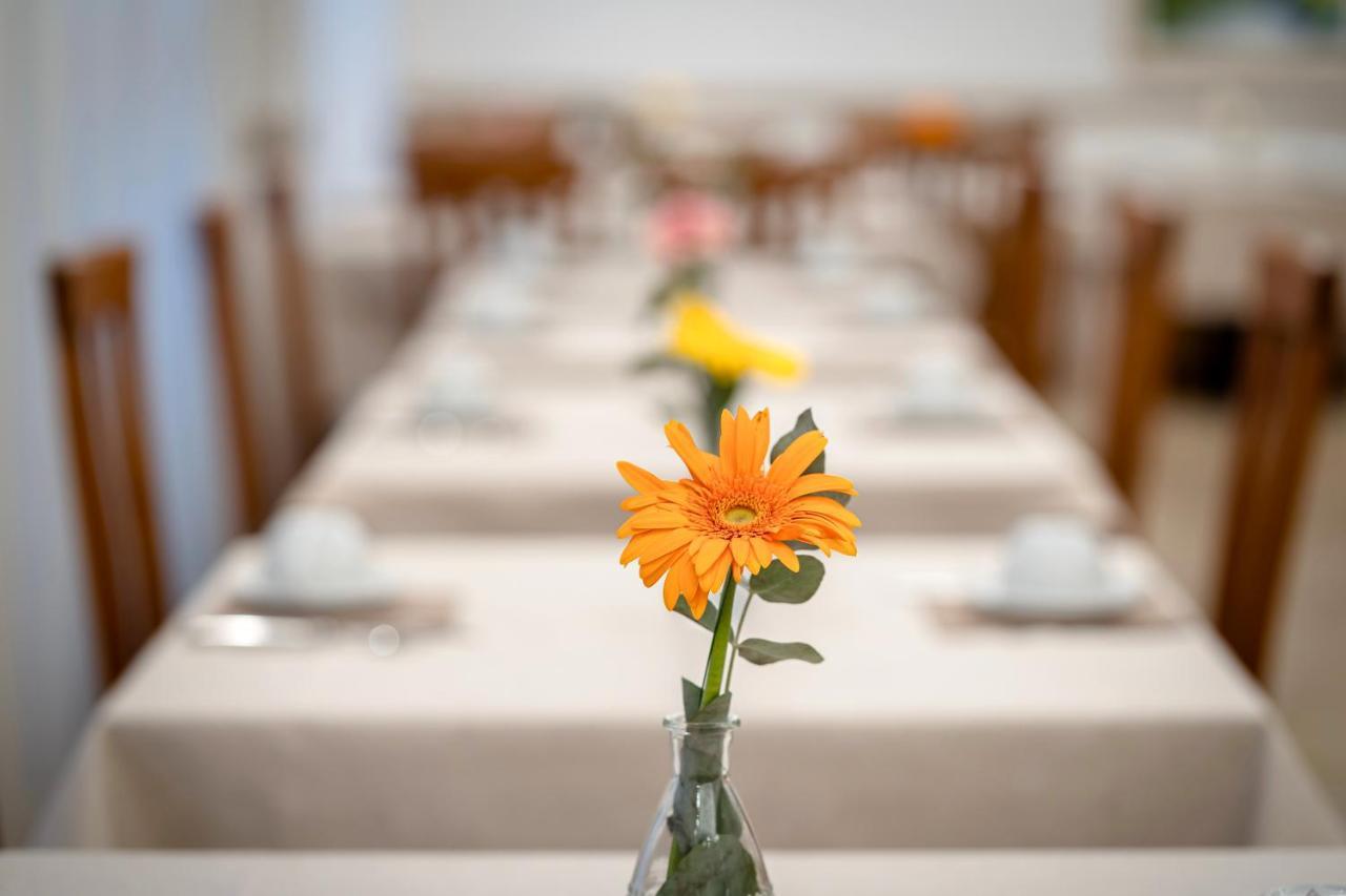 Hotel Etna Caorle Ngoại thất bức ảnh
