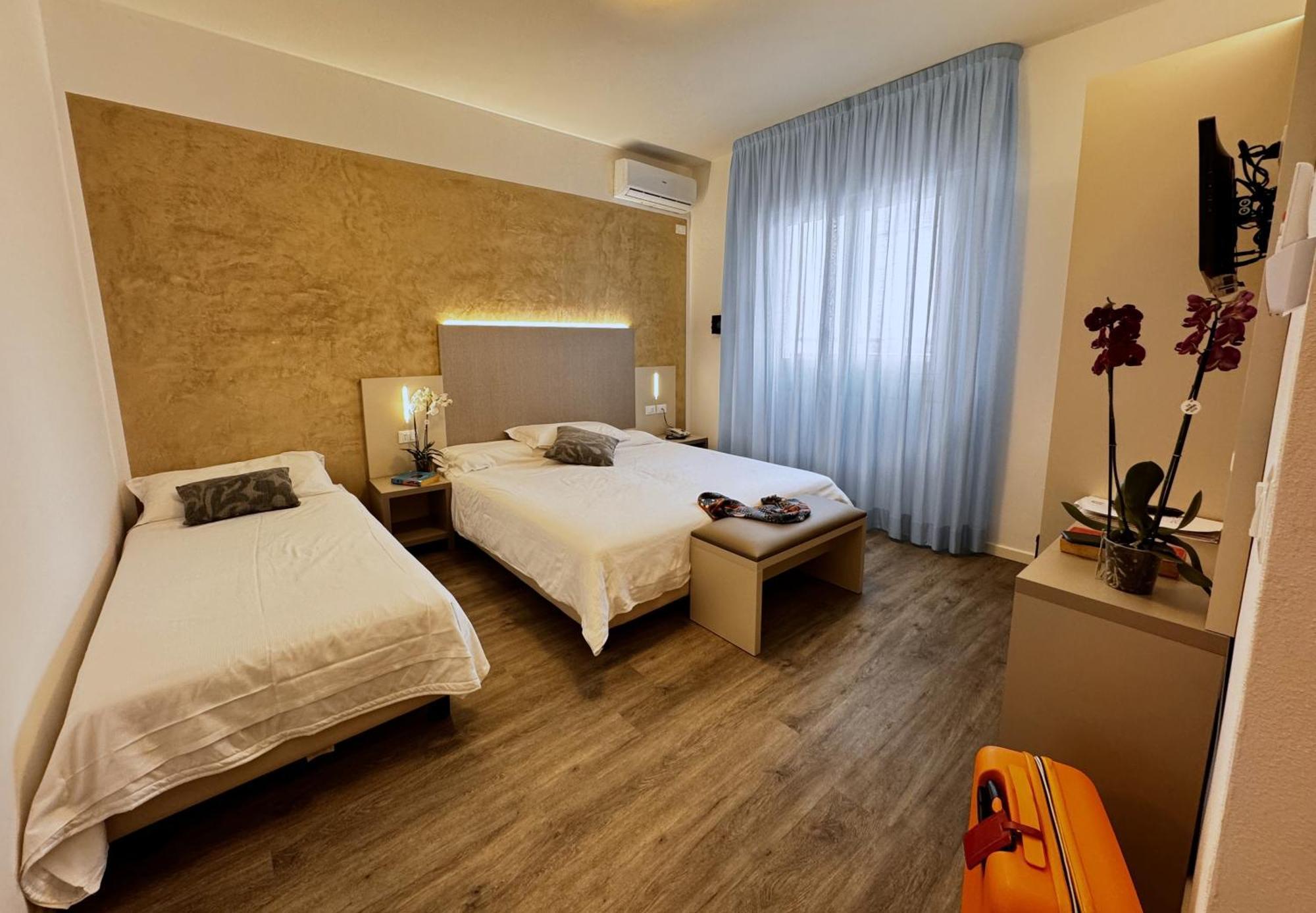 Hotel Etna Caorle Ngoại thất bức ảnh