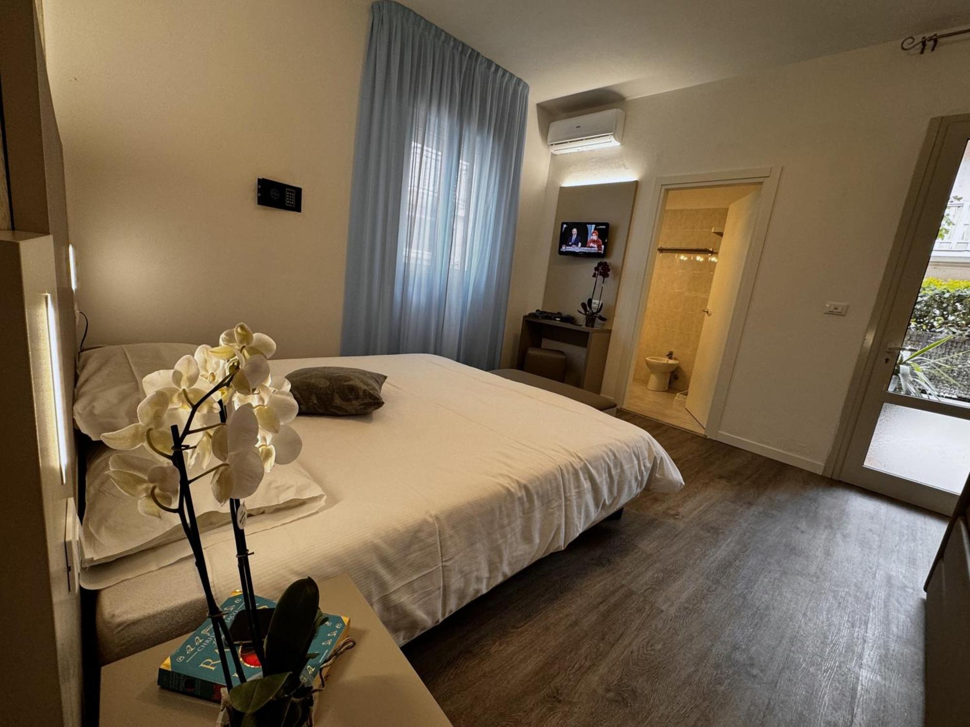 Hotel Etna Caorle Ngoại thất bức ảnh