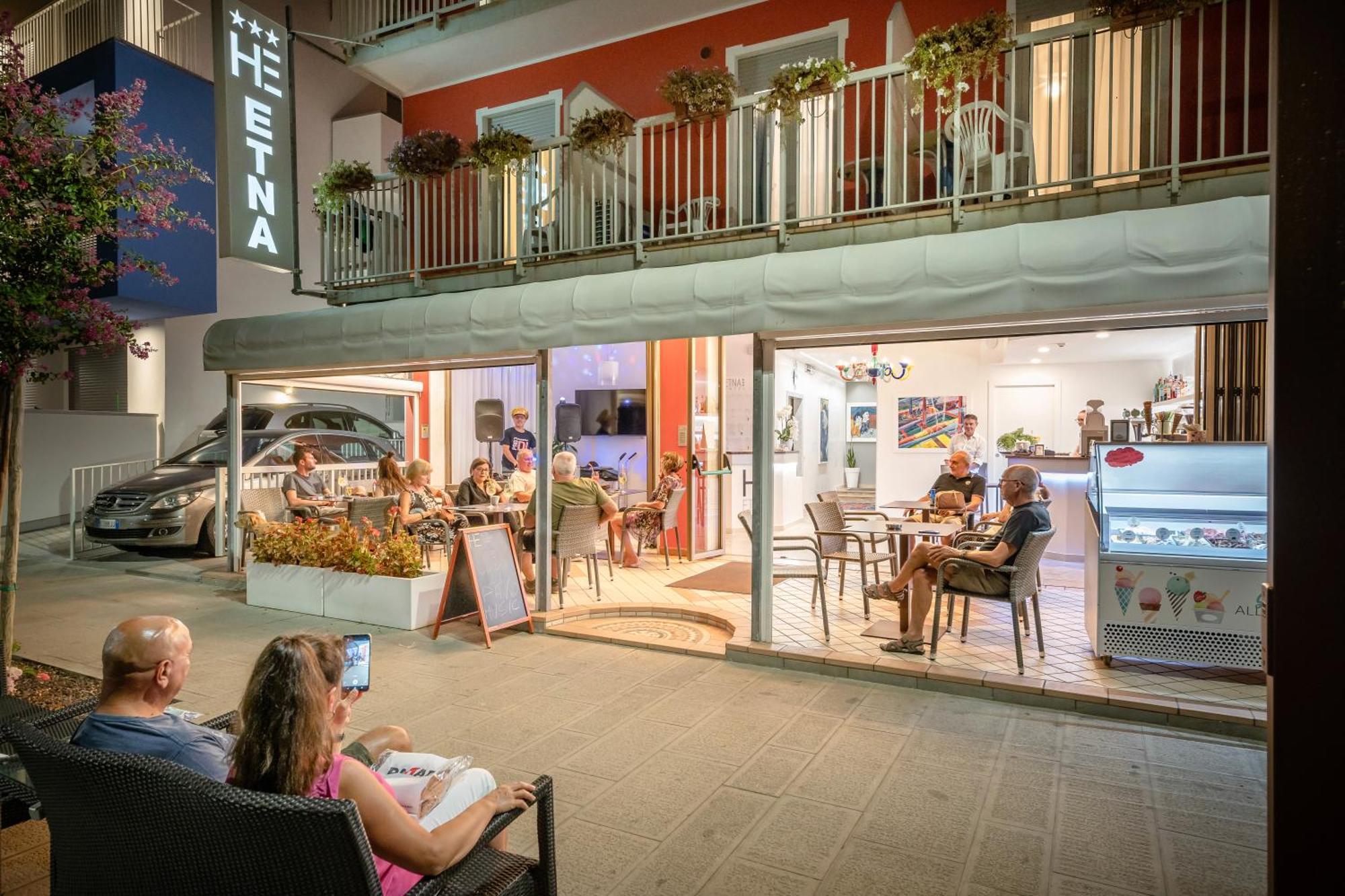Hotel Etna Caorle Ngoại thất bức ảnh