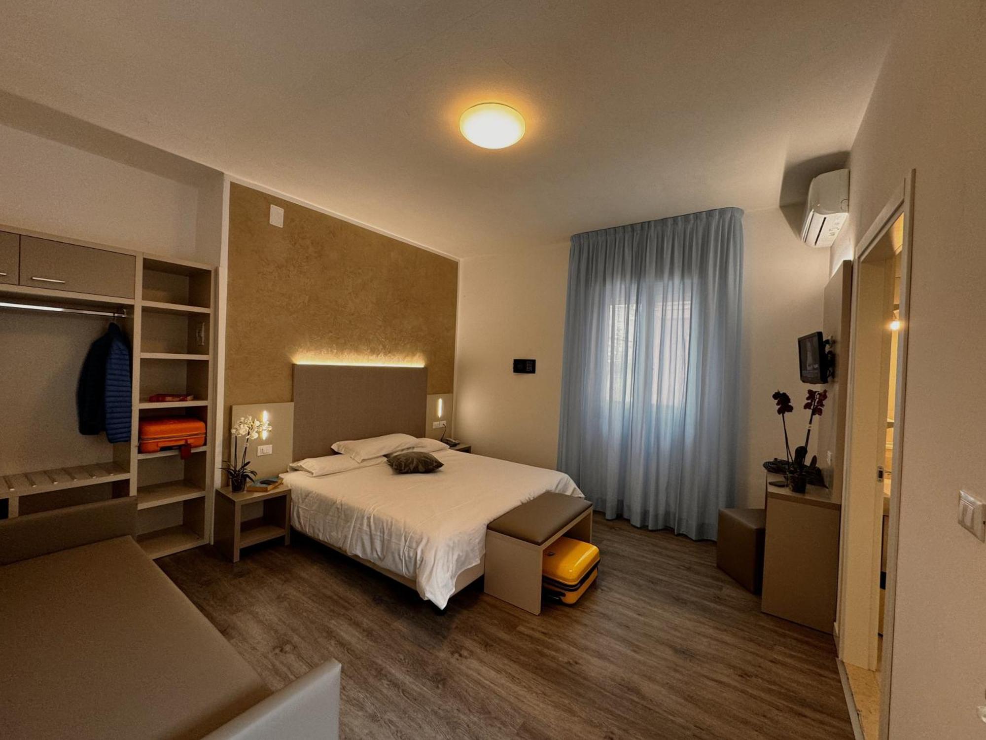 Hotel Etna Caorle Ngoại thất bức ảnh