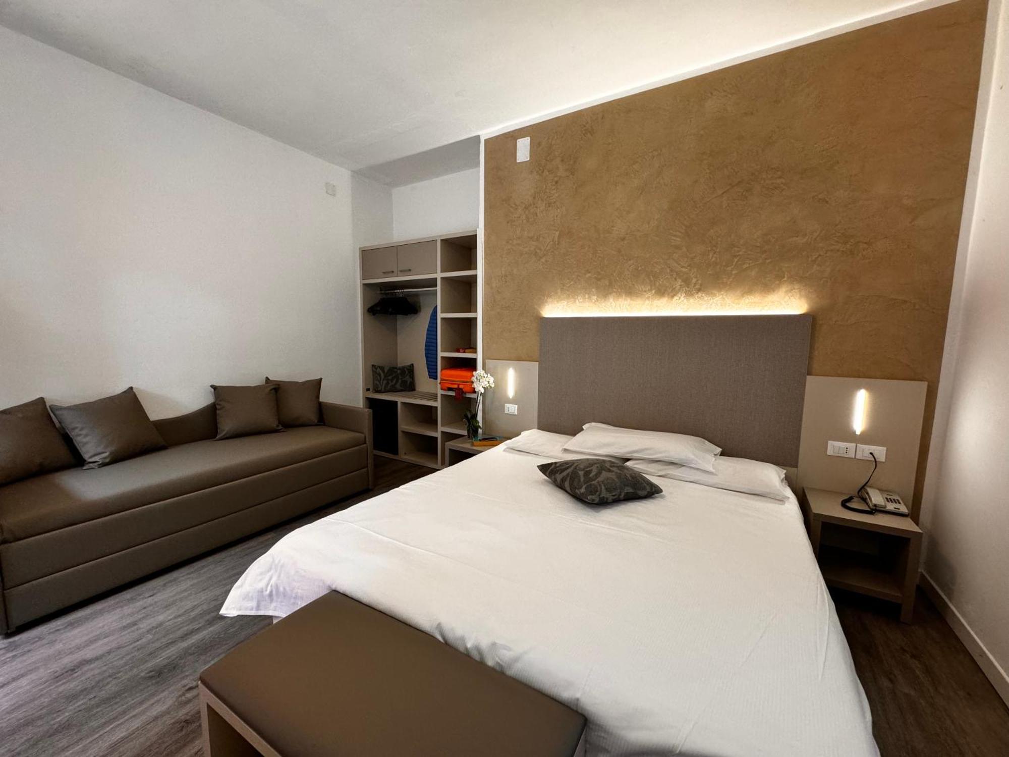 Hotel Etna Caorle Ngoại thất bức ảnh