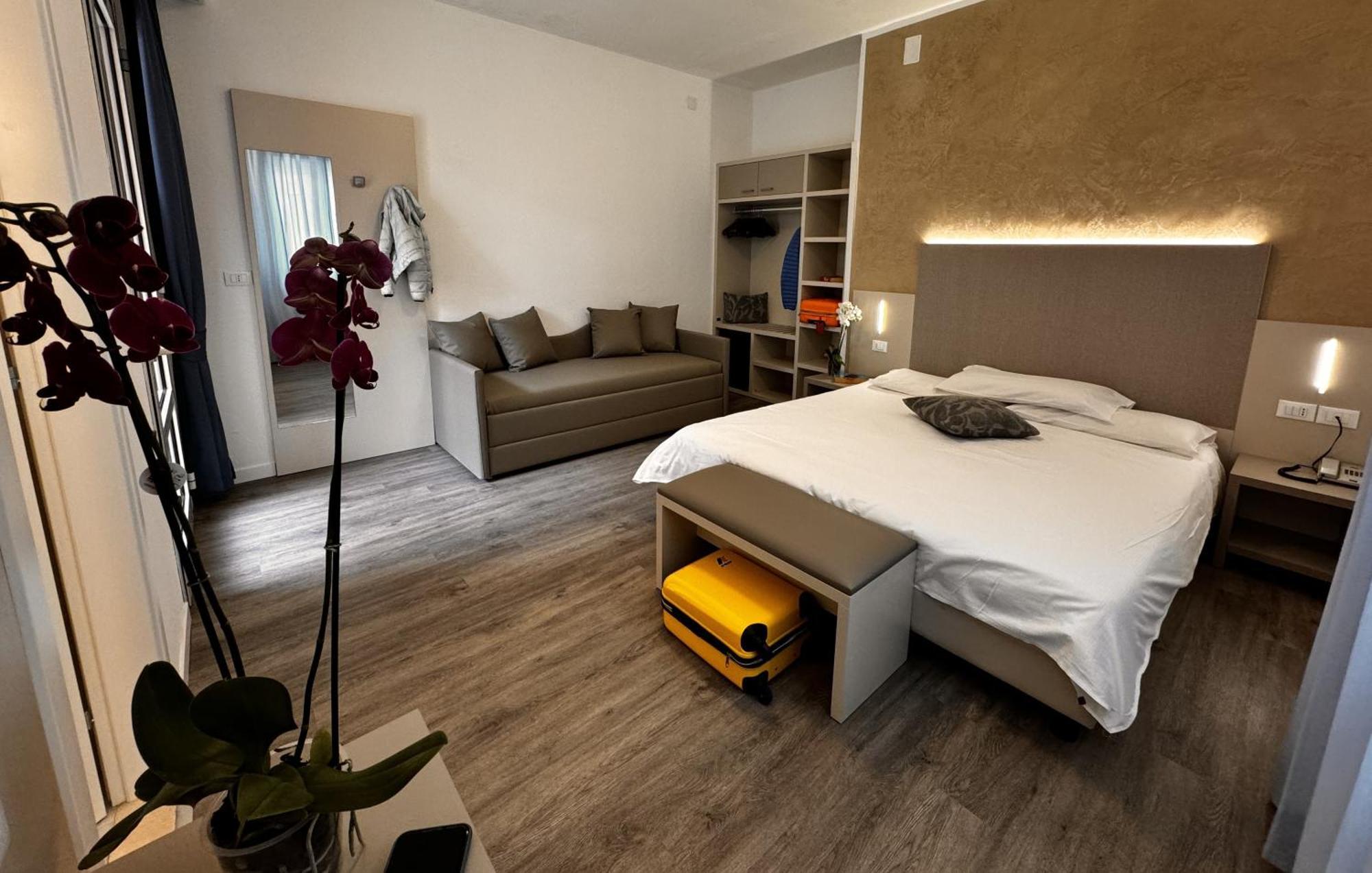 Hotel Etna Caorle Ngoại thất bức ảnh